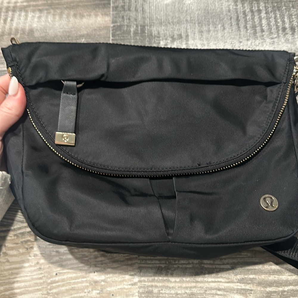 LULULEMON festival bag 5L
